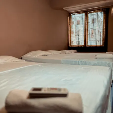 Hotel 6-36 *