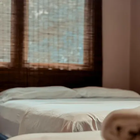 Hotel 6-36 *