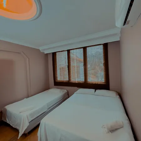 6-36 Hotel *
