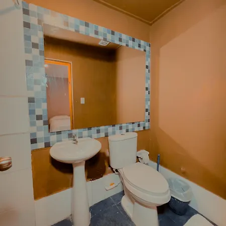 Hotel 6-36 *