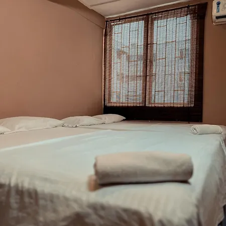Hotel 6-36 *