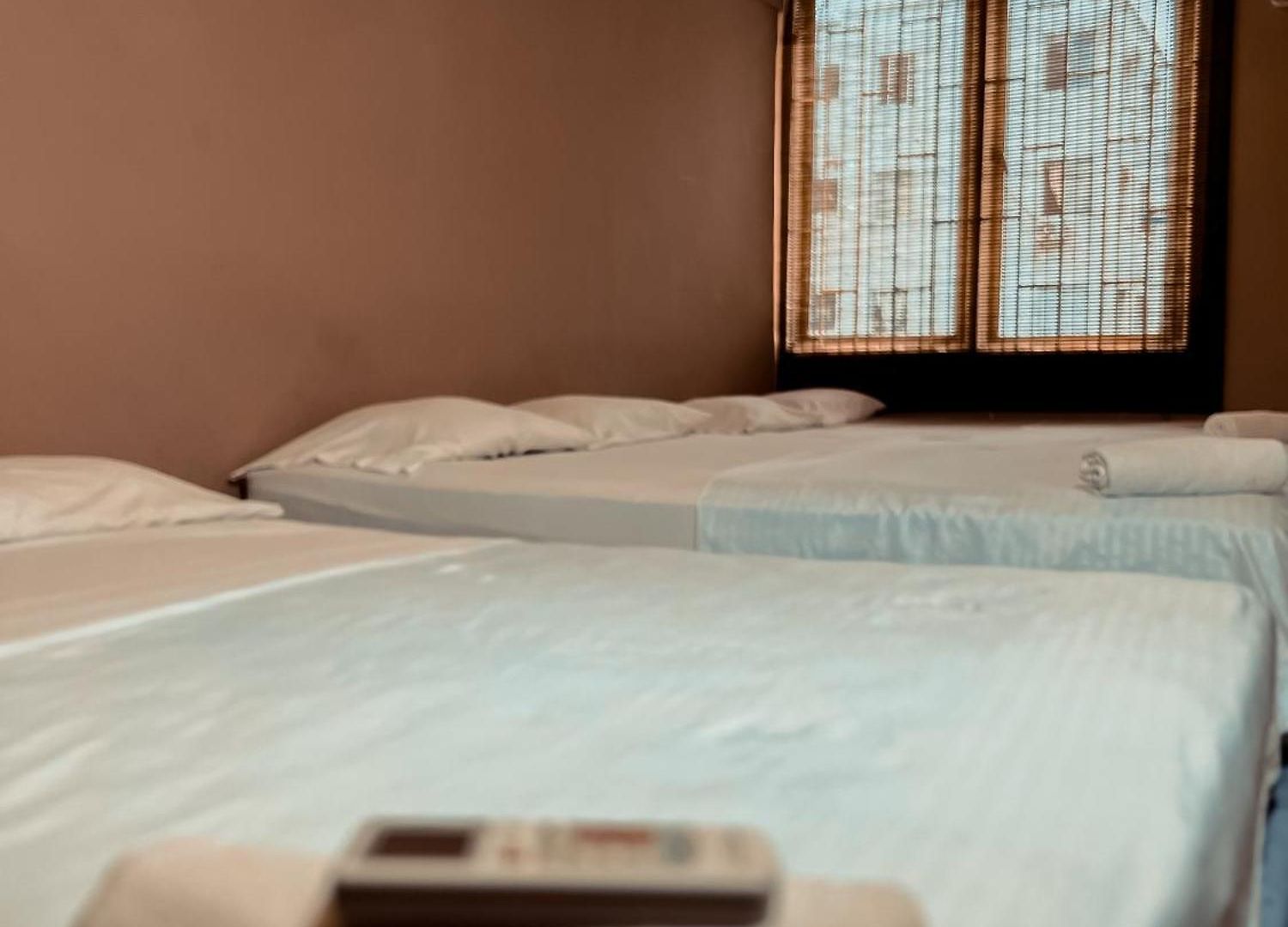 Hotel 6-36 *
