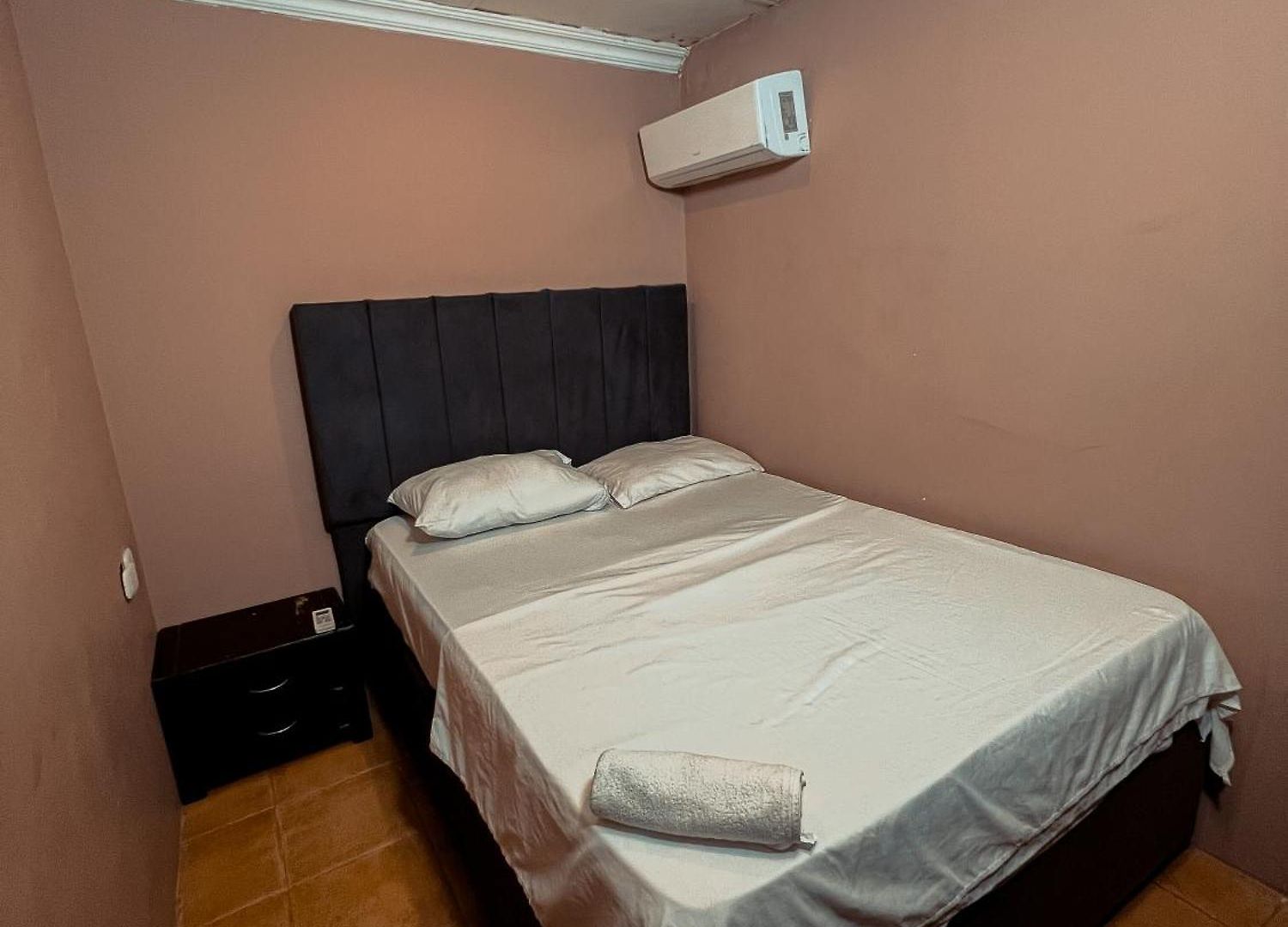 Hotel 6-36 *